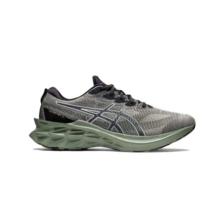 Asics Novablast 2