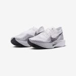 Nike ZoomX Vaporfly 3 - Image 2