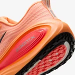 Nike Vomero Plus - Image 8