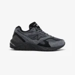 New Balance 880R