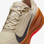 Nike Vomero Plus - Image 4