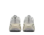 Nike Vomero Plus - Image 4