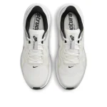 Nike Structure 26 - Image 2