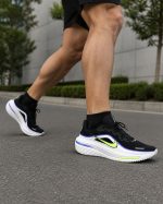 Nike Winflo 12 - Image 4